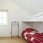 Cozy Holiday Home in Noordwijk aan Zee near Sea