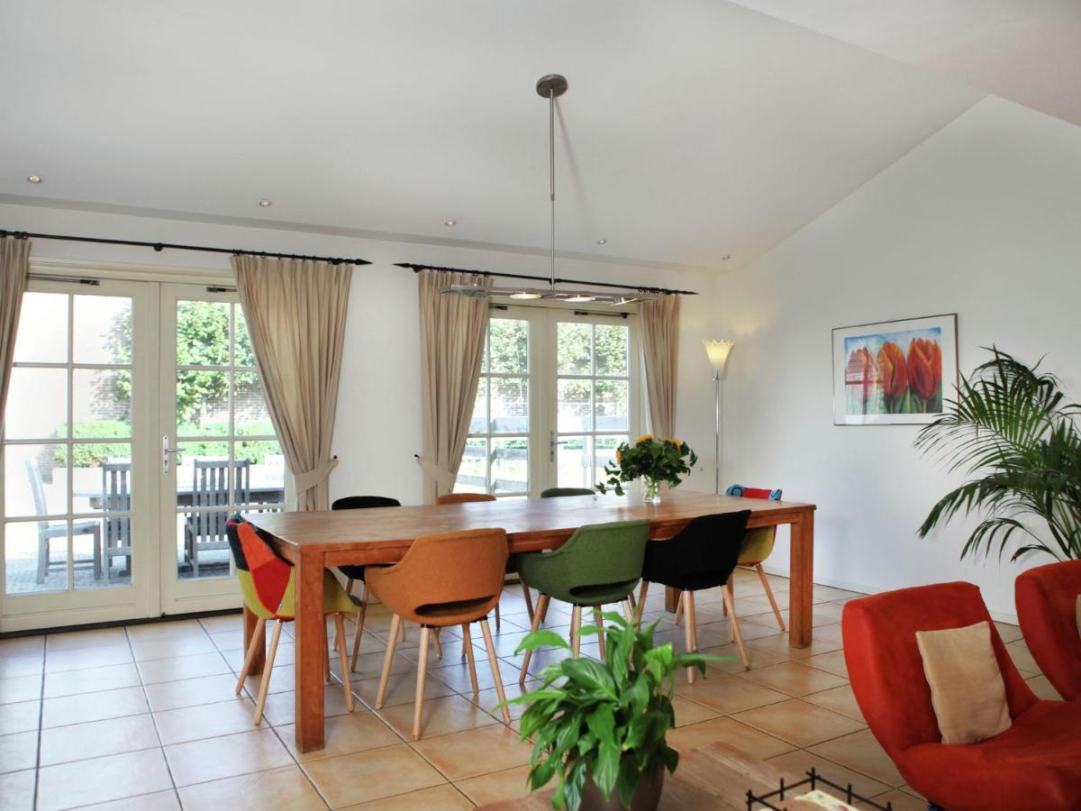 Cozy Holiday Home in Noordwijk aan Zee near Sea Vakantiehuis