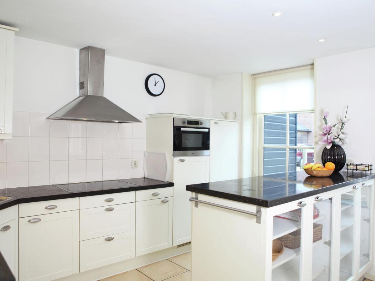 Vakantiehuis Cozy Holiday Home in Noordwijk aan Zee near Sea *