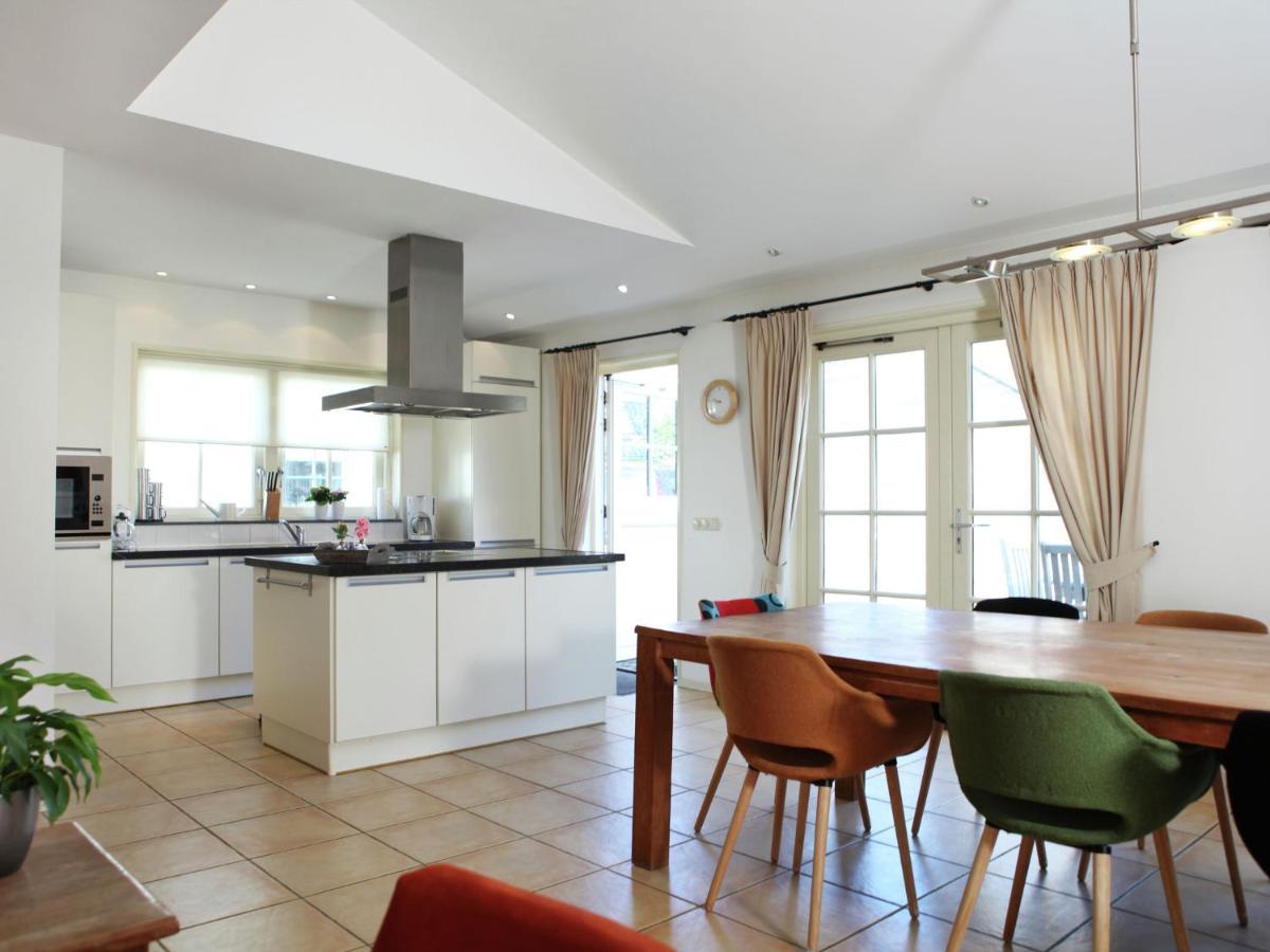 Vakantiehuis Cozy Holiday Home in Noordwijk aan Zee near Sea *